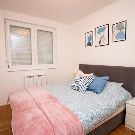 M&A Apartment-Easy Airport Lukavica Kültér fotó